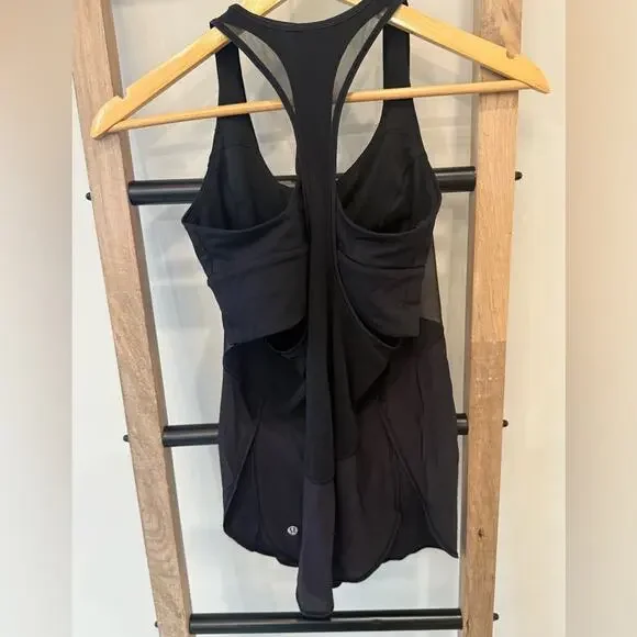 Lululemon Black Razorback Tank Top 2 - Picture 6 of 6
